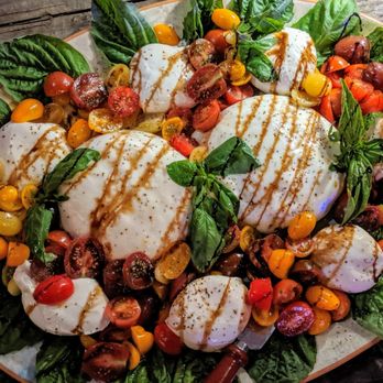 Piazza Pie - Burrata platter - Caterers Near Me Piazza Pie - Burrata platter - Caterers Near Me