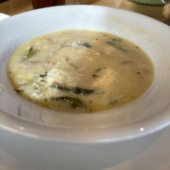 Olive Garden Italian Restaurant - Zuppa Toscana to start - Italian Near Me - Topeka, Kansas