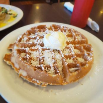 Eggs 'n Things - Waikiki Beach Eggspress - Breakfast & Brunch Near Me - Honolulu, Hawaii