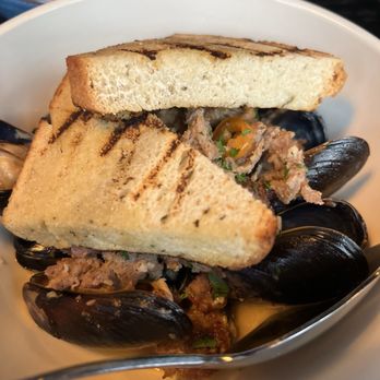 Sparrow - Mussels and Sausages - New American Near Me - Kirkland, Washington Sparrow - Mussels and Sausages - New American Near Me - Kirkland, Washington
