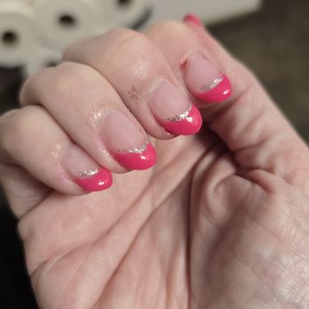 Bee's Nails - Blood painted into the polish and the finish polish painted onto the fingers beyond the fingernails - Nail Salons Near Me - Sacramento, California Bee's Nails - Blood painted into the polish and the finish polish painted onto the fingers beyond the fingernails - Nail Salons Near Me - Sacramento, California