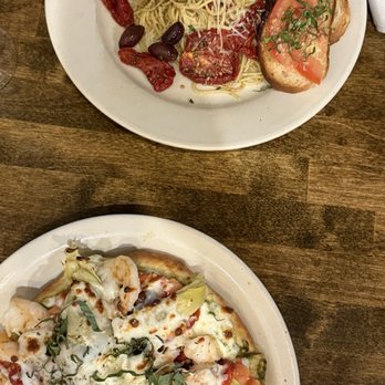 Nicola's - Mediterranean Pizza, Spaghetti Aglio & Olio - Italian Near Me - Omaha, Nebraska