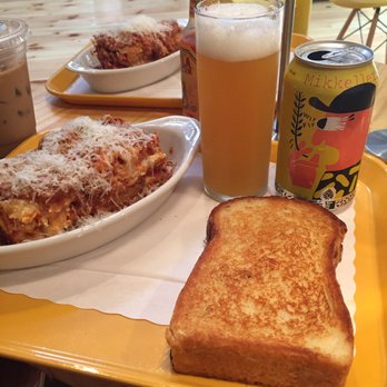 Little Pecks - Lasagna w bolognese sauce - Coffee & Tea Near Me - Troy, New York