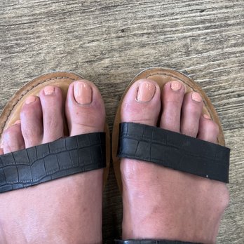 Maggie's Nails - Color change on the toes. Such a good job - Nail Salons Near Me - Stanton, California Maggie's Nails - Color change on the toes. Such a good job - Nail Salons Near Me - Stanton, California