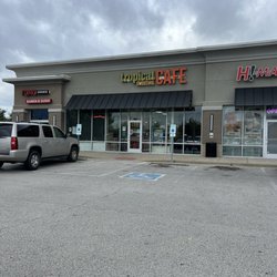 Tropical Smoothie Cafe