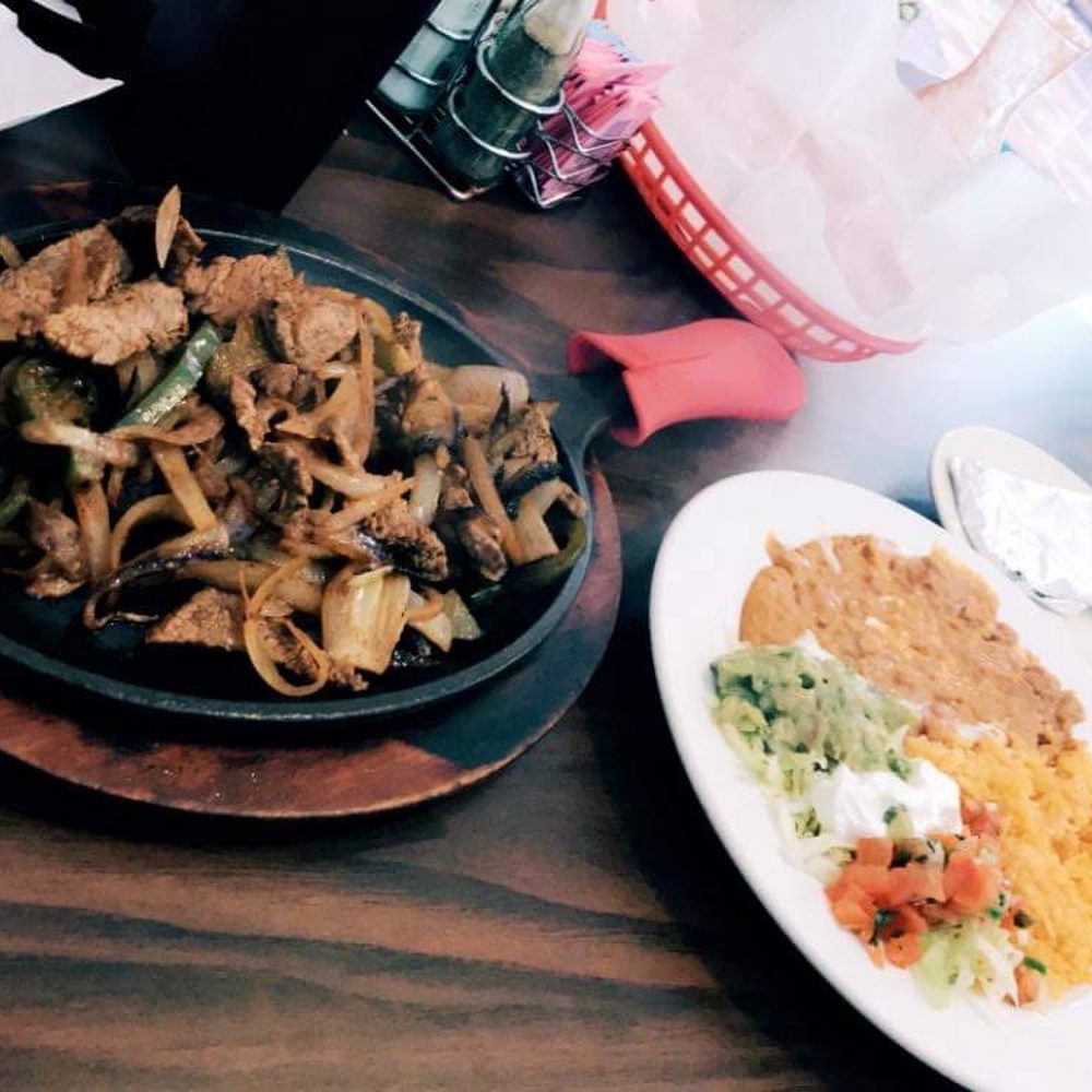 Margarita's Grill - Fajitas- tender well seasoned steak - Honduran Near Me - Gretna, Louisiana Margarita's Grill - Fajitas- tender well seasoned steak - Honduran Near Me - Gretna, Louisiana