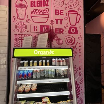 Better Blendz - 8.4.24 Gran n Go Display of Ready Made Products - Juice Bars & Smoothies Near Me - San Diego, California
