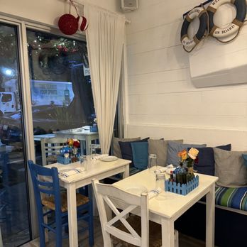 Meraki Greek Bistro - Seating - Greek Near Me - Miami, Florida Meraki Greek Bistro - Seating - Greek Near Me - Miami, Florida
