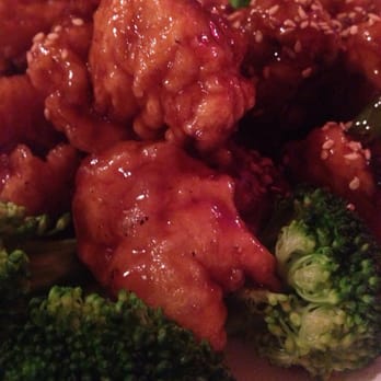 Saigon Kitchen - Sesame Chicken ($10.95) - Vietnamese Near Me - Ithaca, New York