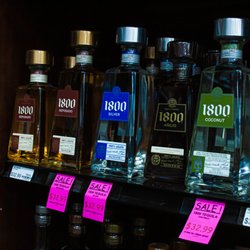 Manville Liquors