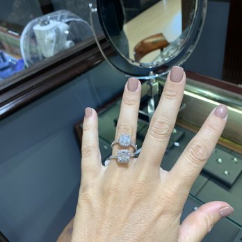 Dunkin's Diamonds - Jewelry Near Me - Fort Myers, Florida Dunkin's Diamonds - Jewelry Near Me - Fort Myers, Florida