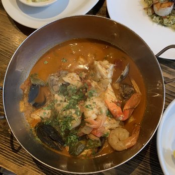 Sam's Chowder House - Seafood Cioppino - Seafood Near Me - Half Moon Bay, California Sam's Chowder House - Seafood Cioppino - Seafood Near Me - Half Moon Bay, California