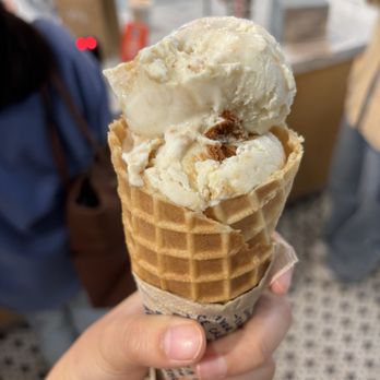 Jeni's Splendid Ice Creams - Ice Cream & Frozen Yogurt Near Me - San Diego, California Jeni's Splendid Ice Creams - Ice Cream & Frozen Yogurt Near Me - San Diego, California