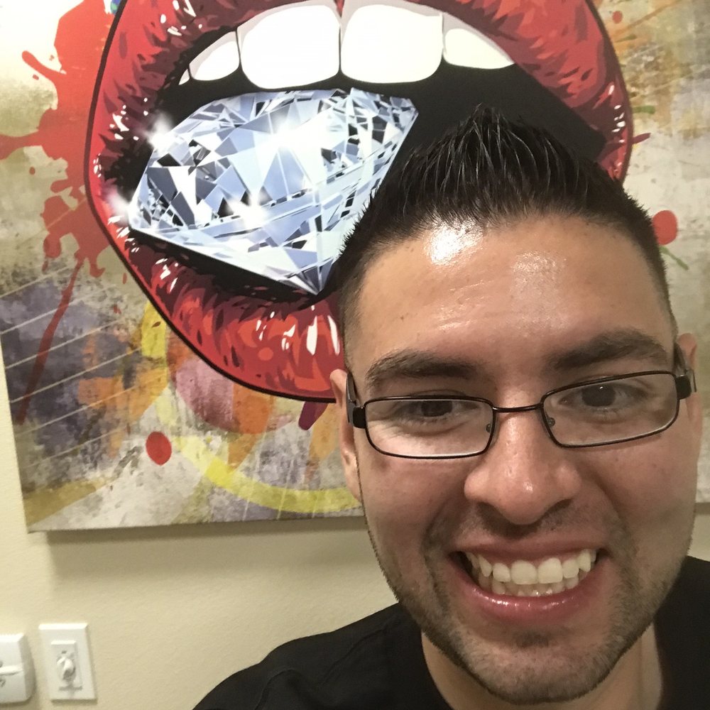 Illumination Teeth Whitening - Comparing the teeth  ;) - Teeth Whitening Near Me - Diamond Bar , California