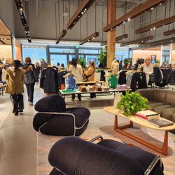 Aritzia