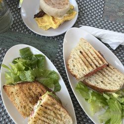 Greek Caffeina Café