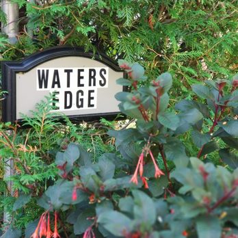 Water Edge Bed And Breakfast - Bed & Breakfast Near Me - Oro Medonte, Ontario Water Edge Bed And Breakfast - Bed & Breakfast Near Me - Oro Medonte, Ontario