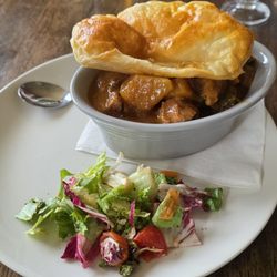 Dooley's Seafood & Steakhouse - Beef & Guinness Stew w/side salad