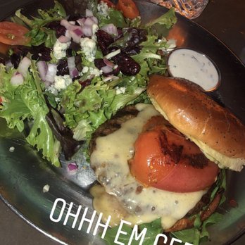 Eureka! - American Near Me - Fresno, California