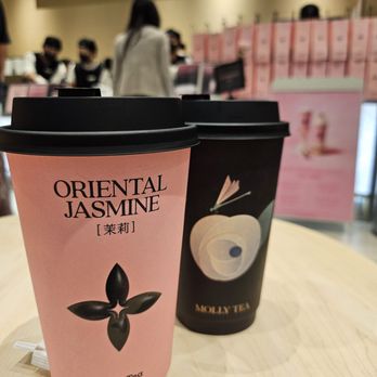 Molly Tea - Jasmine oat milk & white champaca milk tea - Bubble Tea Near Me - San Gabriel, California Molly Tea - Jasmine oat milk & white champaca milk tea - Bubble Tea Near Me - San Gabriel, California