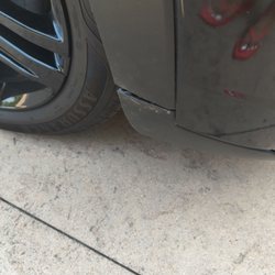 Maaco Auto Body Shop & Painting - Supposed to be a fixed product !!! I see a lot wrong with this. It looks the same as I took it in.