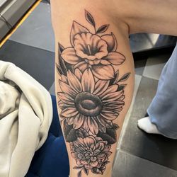 Midnight Moon Tattoo & Siren Body Piercing - Coverup tattoo