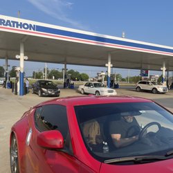Mach 1 - Gas pumps
