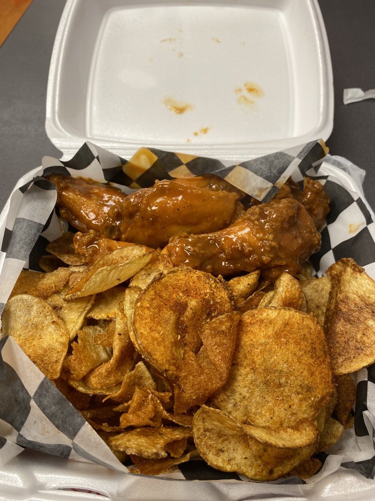 The Wing Pickup Logo