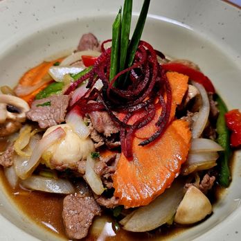 BK Belly - Ginger Stir Fry with Chicken - Thai Near Me - Brooklyn, New York