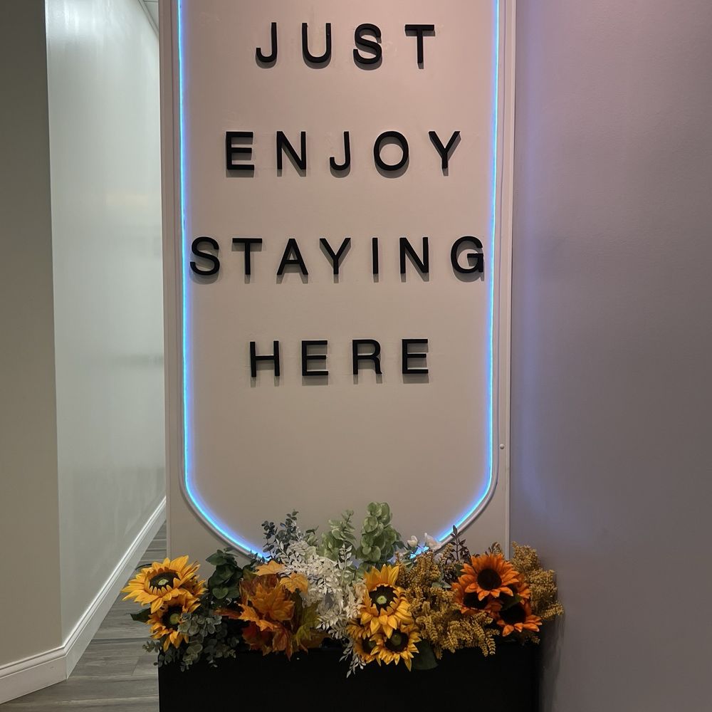 W Coffee & Tea - Cute decor - Patisserie/Cake Shop Near Me - Niles, Illinois W Coffee & Tea - Cute decor - Patisserie/Cake Shop Near Me - Niles, Illinois