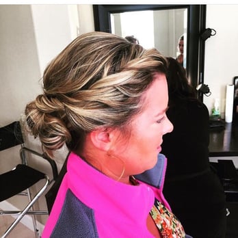Linzy Wilkison - Hair Stylists Near Me - Denver, Colorado