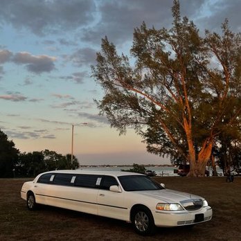 Black Jack Limousine - Limos Near Me