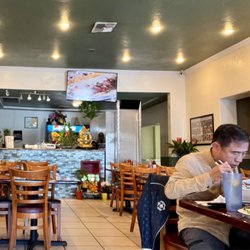 Saigon Cafe - Inside
