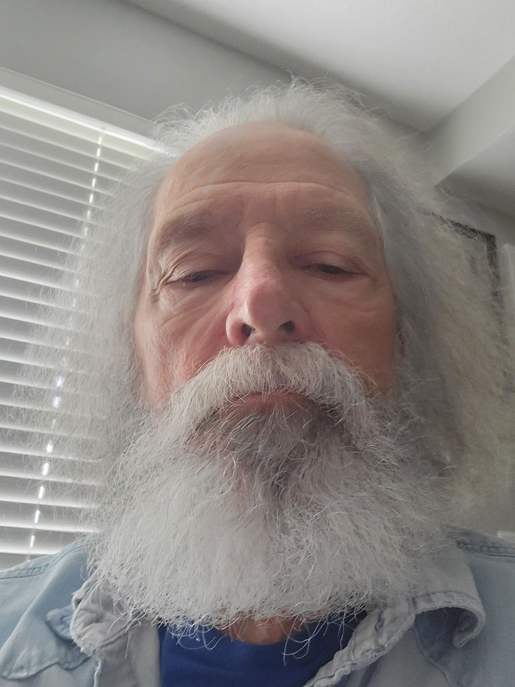 COST CUTTERS Updated September 2024 2925 18th St, Bettendorf, Iowa