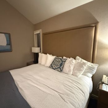 The Inn at the Tides - Hotels Near Me - Bodega Bay, California