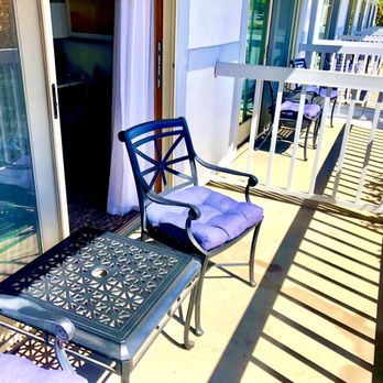 Corque Hotel - Cute patio - Hotels Near Me - Solvang, California