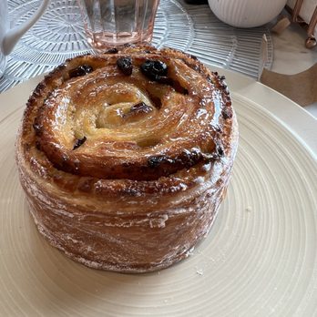 L'Artisane Creative Bakery - Bakeries Near Me - Coral Gables, Florida L'Artisane Creative Bakery - Bakeries Near Me - Coral Gables, Florida