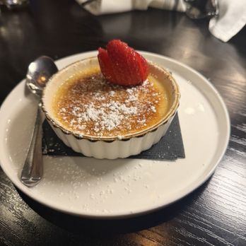 The Lounge Craft Kitchen + Cocktails - Crème Brûlée - Steakhouses Near Me - Edmond, Oklahoma The Lounge Craft Kitchen + Cocktails - Crème Brûlée - Steakhouses Near Me - Edmond, Oklahoma