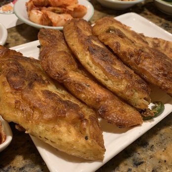 Garlic & Ginger - Seafood pancake is not so good. Too much oil and doesn't get its seafood flavor. - Korean Near Me - Gainesville, Florida