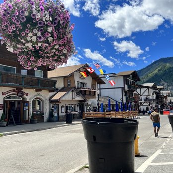 Leavenworth - Leavenworth, WA - Local Flavor Near Me - Leavenworth, Washington Leavenworth - Leavenworth, WA - Local Flavor Near Me - Leavenworth, Washington
