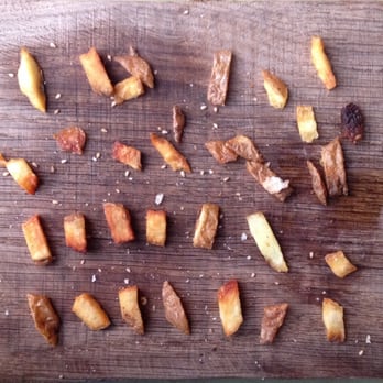 Dapper - Be careful of scraps claiming to be fries. Yes, this was pretty much our €3.50 portion! - Brasseries Near Me - Amsterdam, New Hampshire Dapper - Be careful of scraps claiming to be fries. Yes, this was pretty much our €3.50 portion! - Brasseries Near Me - Amsterdam, New Hampshire