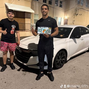 Miami Automall - Happy Customers - Commercial Truck Dealers Near Me - Miami, Florida Miami Automall - Happy Customers - Commercial Truck Dealers Near Me - Miami, Florida