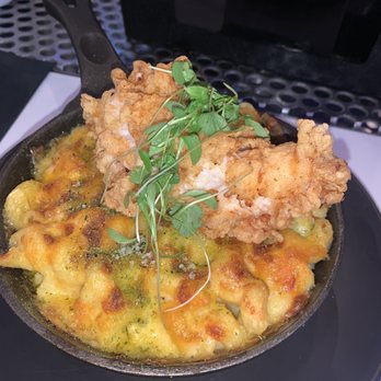 BLK SWAN - Lobster Mac and cheese - New American Near Me - Baltimore, Maryland
