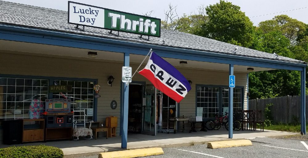 Lucky Day Thrift Logo