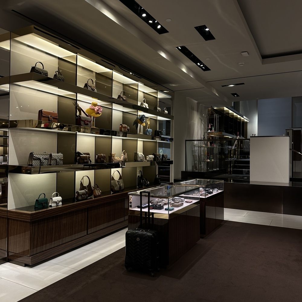 Gucci - Leather Goods Near Me - Honolulu, Hawaii Gucci - Leather Goods Near Me - Honolulu, Hawaii