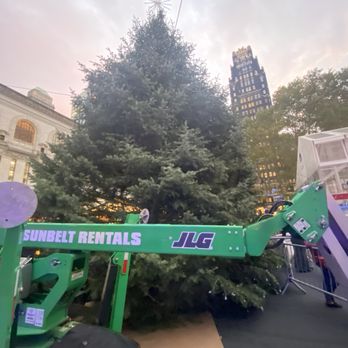 Bryant Park - Winter Village @ Brrryant Park - Parks Near Me - New York, New York Bryant Park - Winter Village @ Brrryant Park - Parks Near Me - New York, New York