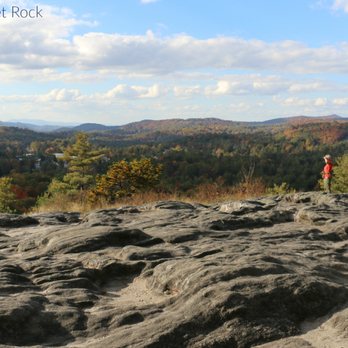 Sunset Rock - Views from Sunset Rock (right view) - Landmarks & Historical Buildings Near Me - Highlands, North Carolina