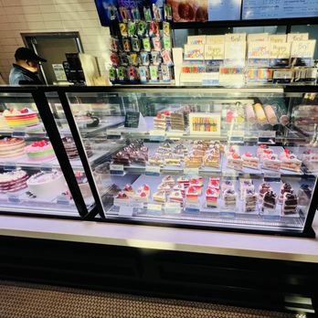 Paris Baguette - Cakes and cake slices - Bakeries Near Me - Westchester, California Paris Baguette - Cakes and cake slices - Bakeries Near Me - Westchester, California