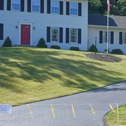 Accu-Line Striping and Sealcoating - Sealcoating and Crack-Filling for a Driveway