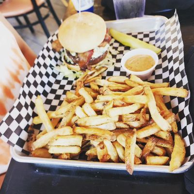 The Rock Kitchen And Bar by null